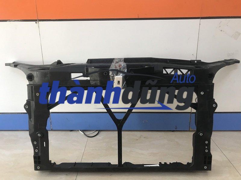 XƯƠNG ĐỠ KÉT NƯỚC MAZDA 3 2004