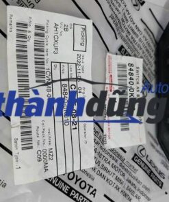 CÔNG TẮC MỞ CỐP HẬU TOYOTA CAMRY 2013-2020