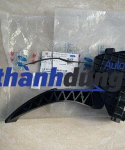 CẢM BIẾN CHÂN GA FORD RANGER 2018