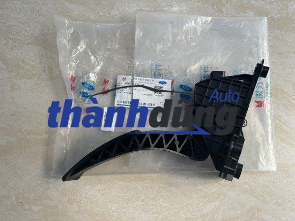 CẢM BIẾN CHÂN GA FORD RANGER 2018