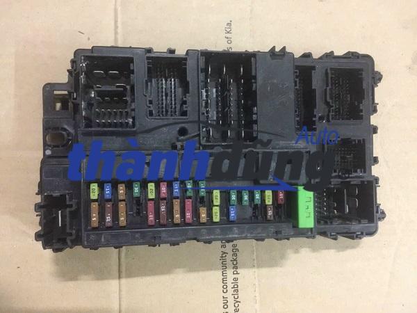 HỘP BCM FORD RANGER 2018