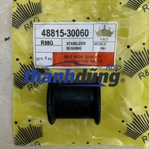 CAO SU CÁNH CUNG TOYOTA HIACE