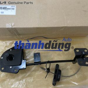 TREO LỐP DỰ PHÒNG KIA SEDONA 2015