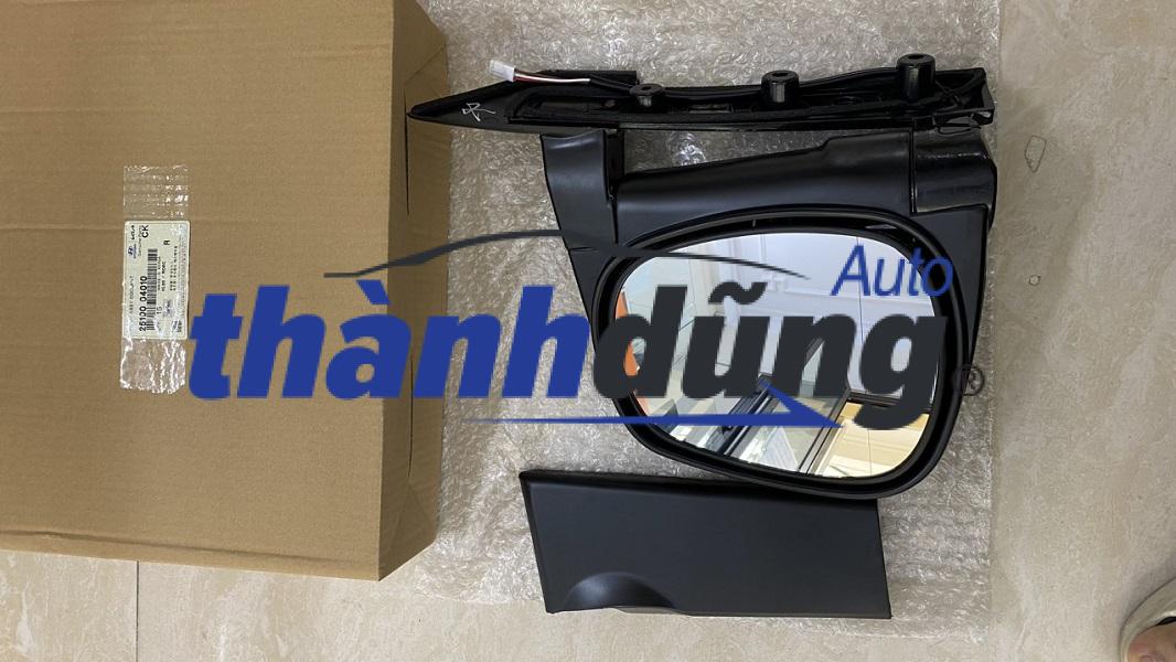 KÍNH CHIẾU HẬU HYUNDAI STAREX 2001