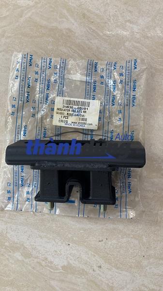 CHÂN MÁY HỘP SỐ SSANGYONG MUSSO 2002