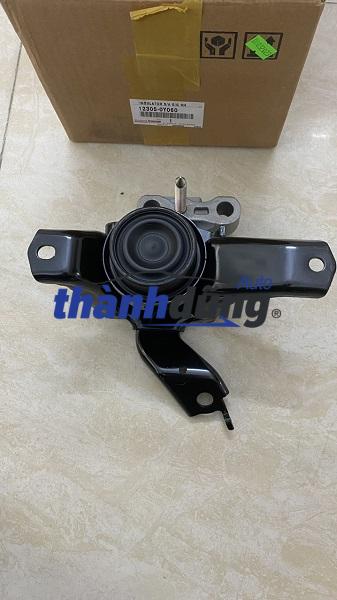 CHÂN ĐẦU MÁY TOYOTA YARIS 2015