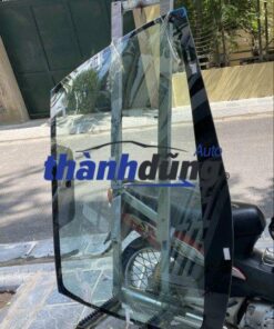 KÍNH CHẮN GIÓ TRƯỚC HONDA JAZZ 2018