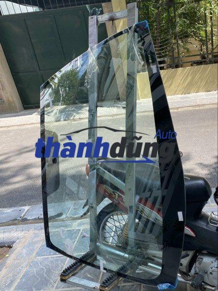 KÍNH CHẮN GIÓ TRƯỚC HONDA JAZZ 2018