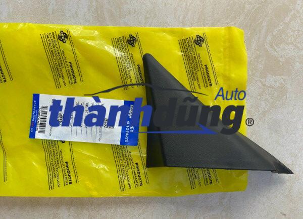 Nắp đậy chân gương Mercedes Sprinter 2006