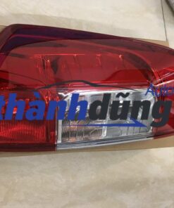 ĐÈN HẬU NISSAN NAVARA 2012