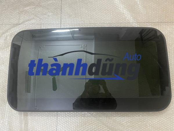 KÍNH CÁNH CỬA SỔ TRỜI MAZDA 3 2010