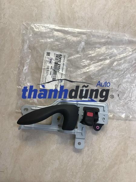 TAY MỞ CỬA TRONG HYUNDAI COUNTY 1998