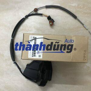 Ổ NGẬM KHÓA CỬA KIA SEDONA 2015