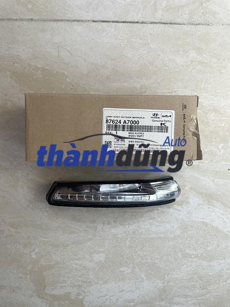 XI NHAN GƯƠNG KIA K3 2015