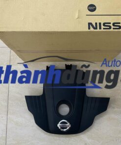 NẮP CHE ĐỘNG CƠ XE NISSAN NAVARA