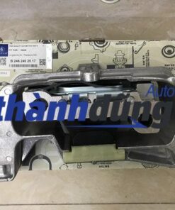 CHÂN ĐẦU MÁY MERCEDES CLA200 2014