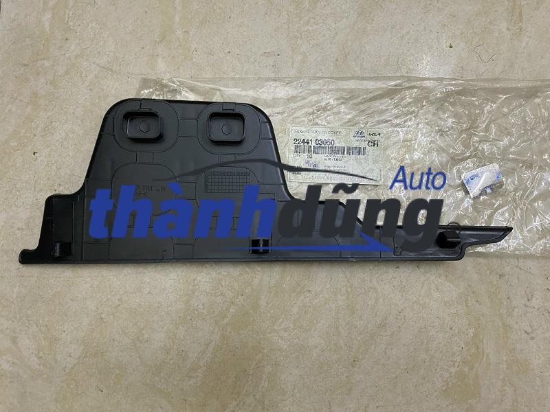 ỐP BẬC LÊN XUỐNG XE KIA K165