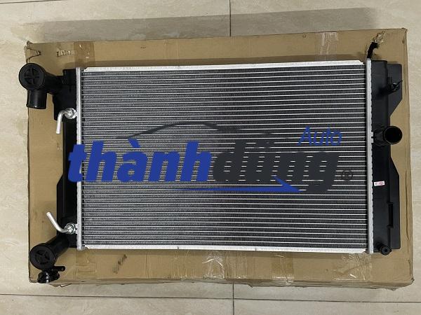 KÉT NƯỚC TOYOTA ALTIS 2008