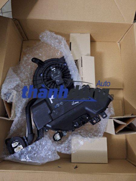 HỘP QUẠT DÀN LẠNH SAU TOYOTA INNOVA 2015