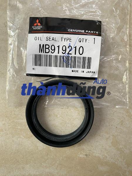 PHỚT ĐUÔI HỘP SỐ MITSUBISHI TRITON 2007