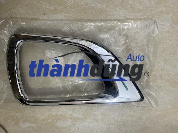 ỐP ĐÈN CẢN TRƯỚC NISSAN NAVARA 2015