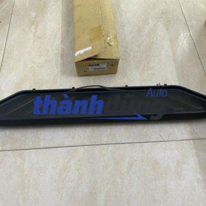 ỐP BẬC CẢN SAU NISSAN NAVARA 2012
