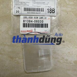 ỐP ĐÈN TRẦN SAU XE TOYOTA CAMRY 2012