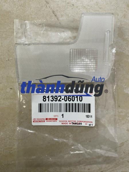 ỐP ĐÈN TRẦN TRƯỚC XE TOYOTA CAMRY