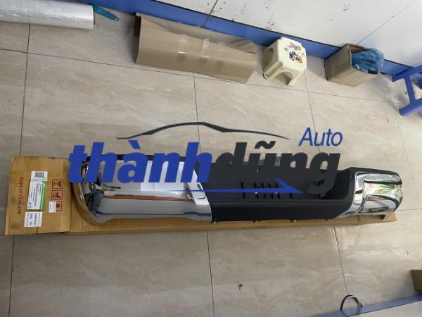 CẢN SAU FORD RANGER 2013