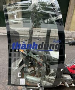 KÍNH CHẮN GIÓ TRƯỚC SUZUKI XL7 2018