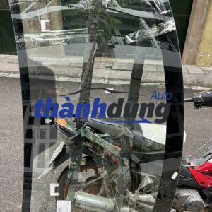 KÍNH CHẮN GIÓ TRƯỚC SUZUKI XL7 2018