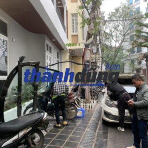 KÍNH CHẮN GIÓ TRƯỚC KIA RIO 2012-2016