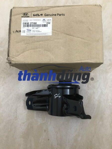 CHÂN TREO ĐẦU HỘP SỐ XE KIA OPTIMA