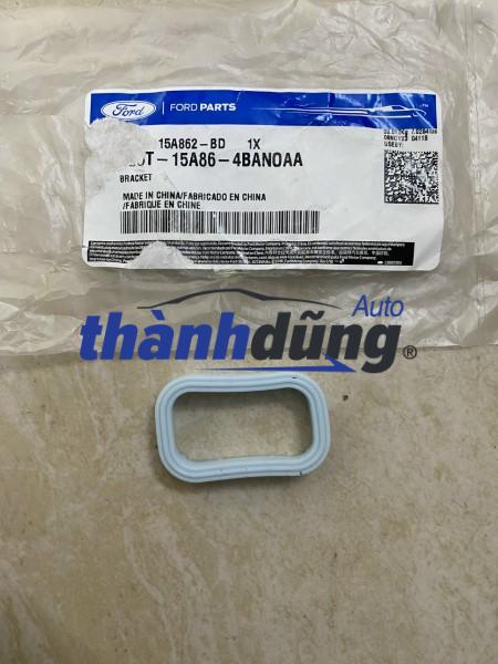 GIOĂNG CỔ HÚT GIÓ VUÔNG FORD EVEREST