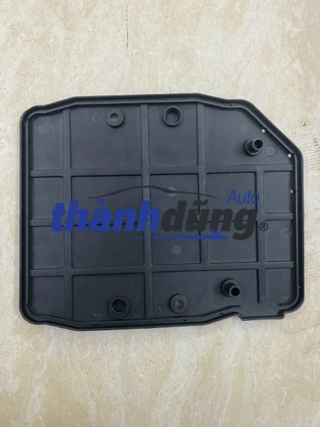 NẮP CHE HỘP ECU FORD FOCUS 2009