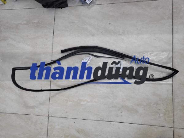 GIOĂNG KÍNH CHẮN GIÓ TRƯỚC CHEVROLET CAPTIVA