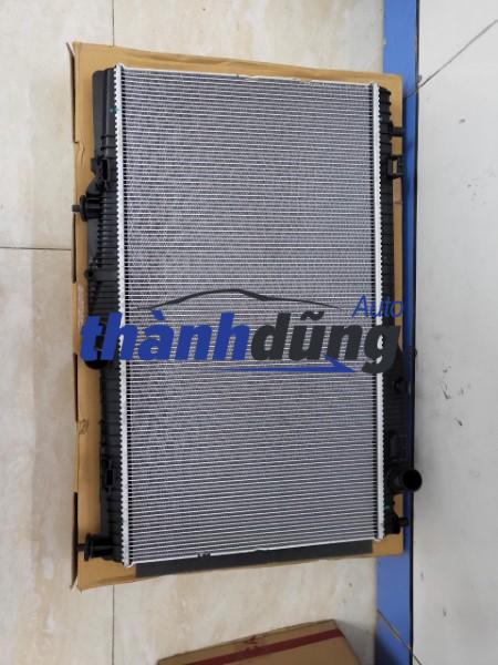 KÉT NƯỚC FORD ECOSPORT 2017