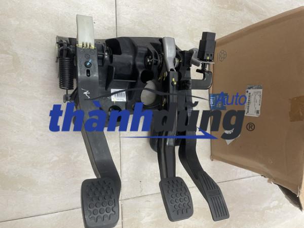 BÀN ĐẠP CHÂN CÔN CHEVROLET SPARK 2011-2016
