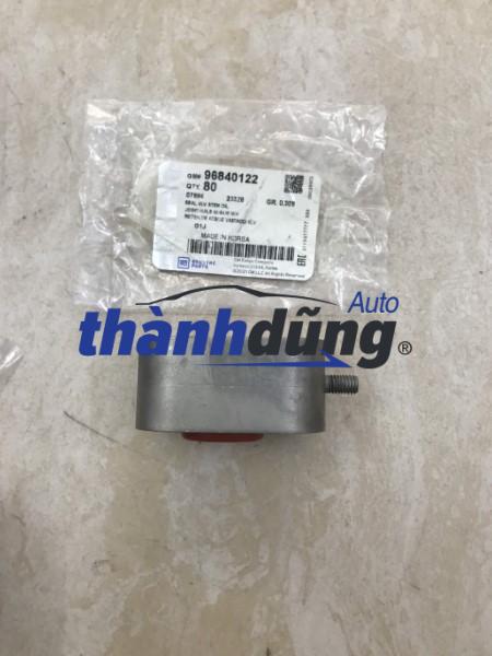 CAO SU TREO ỐNG XẢ CHEVROLET CRUZE 2015