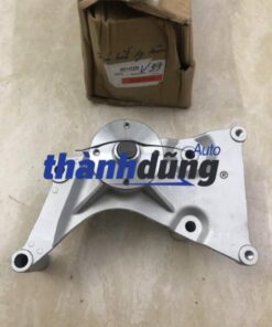 GIÁ BẮT LY TÂM MITSUBISHI L200