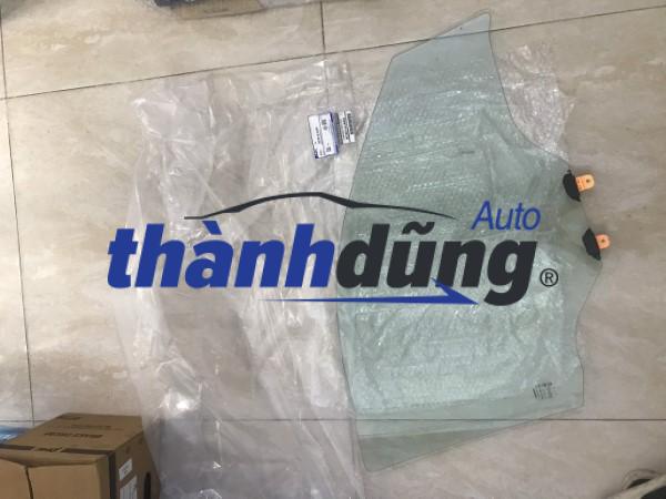 KÍNH CÁNH CỬA TRƯỚC NISSAN NAVARA 2016