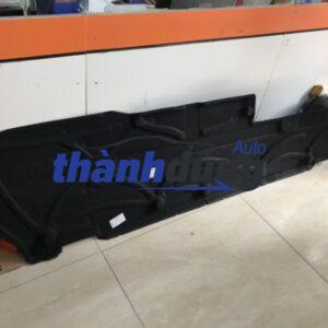 CHẮN BÙN GẦM MÁY MERCEDES E200