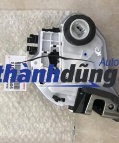 Ổ NGẬM KHÓA CỬA SAU TOYOTA HILUX 2012