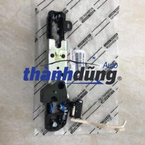 ĐẾ BẮT TAY MỞ CỬA TOYOTA FORTUNER | 692030K070