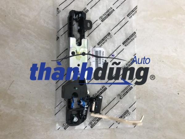 ĐẾ BẮT TAY MỞ CỬA TOYOTA FORTUNER | 692030K070