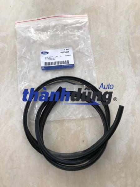 GIOĂNG KÍNH CHẮN GIÓ FORD ESCAPE | E11050601A