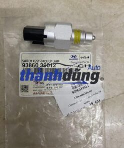 CÔNG TẮC ĐÈN LÙI KIA CERATO | 9386039012