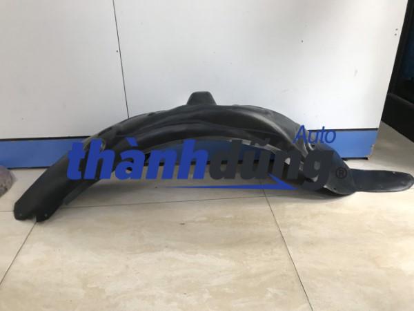 CHẮN BÙN LÒNG DÈ SAU PHẢI XE MG ZS