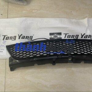 LƯỚI BA ĐỜ SỐC TRƯỚC XE MAZDA 3 2006