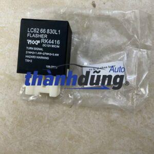 RƠ LE XI NHAN FORD LASER 2000